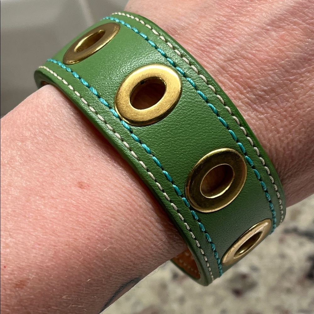 Coach Green Leather with Grommets Bangle Bracelet EUC - Picture 5 of 6
